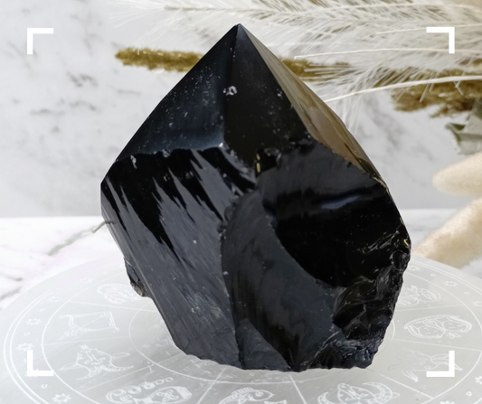 Obsidian Crystal Cupcake Rough Point