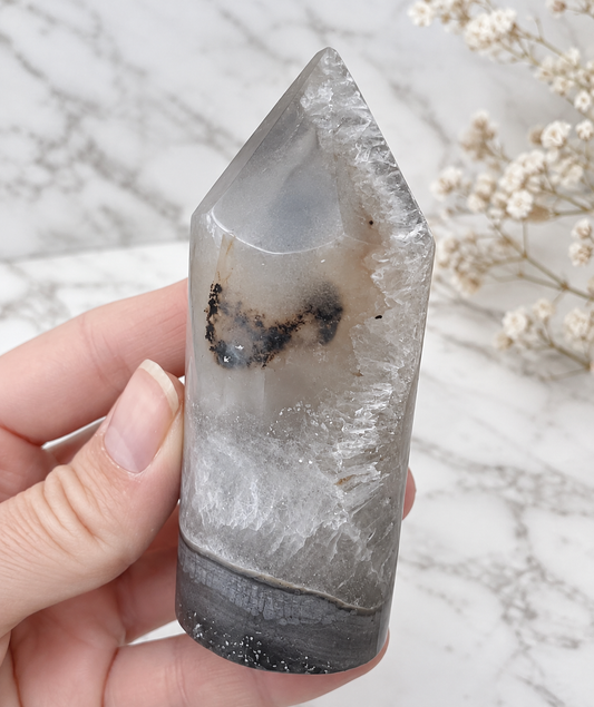 Agate Round Crystal Tower